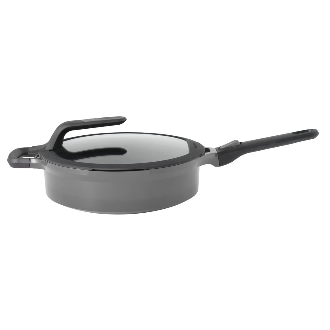 Covered sauté pan Stay cool Grey 28 cm