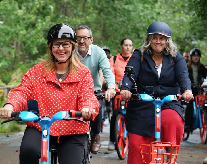 mayor helen godwin and transport secretary heidi alexander riding e-bikes