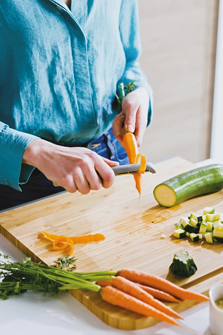 Straight peeler Balance