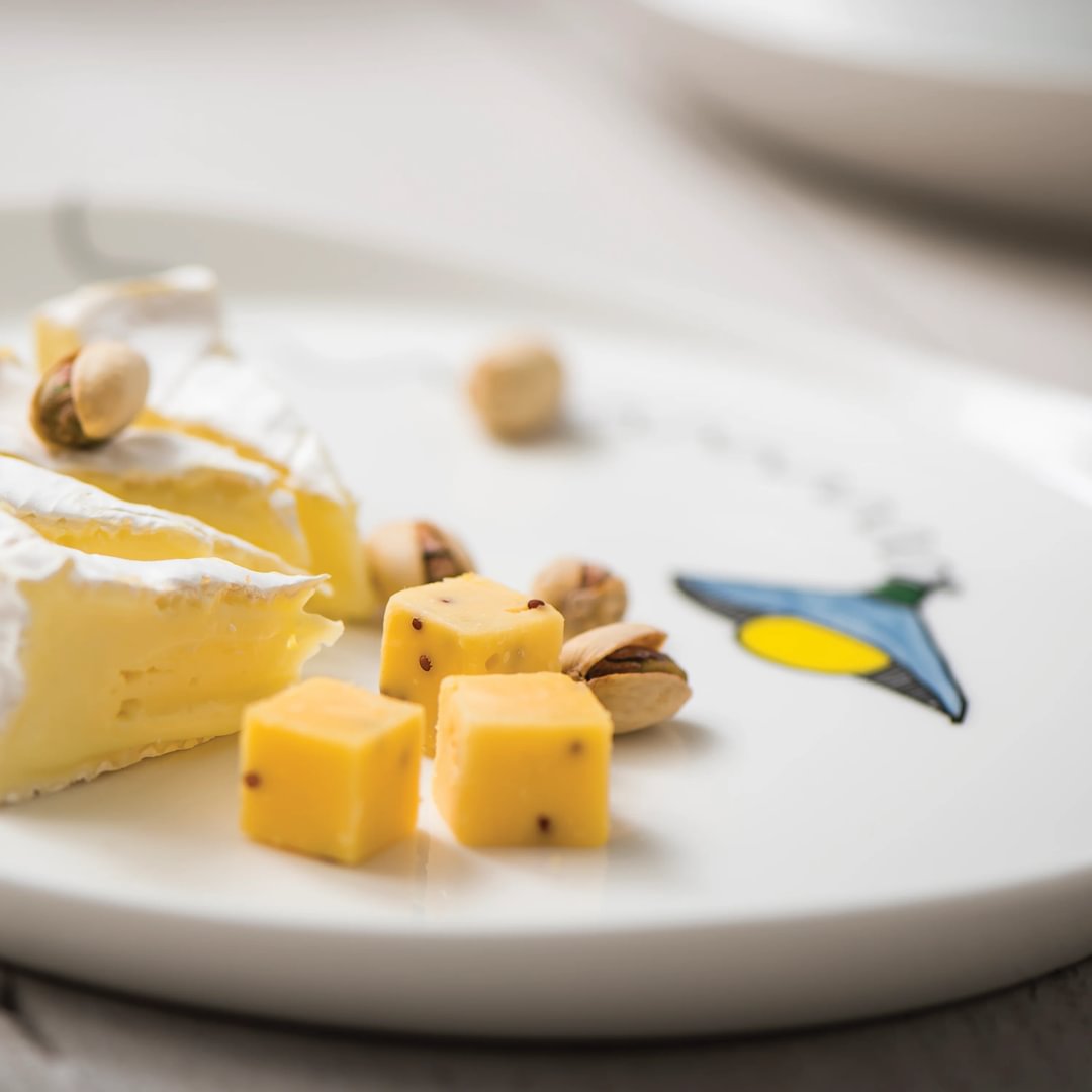 2 x round plate by Codriez 25cm