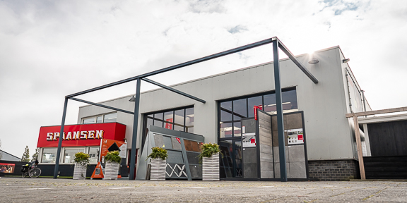 Spaansen Tuin en Bestrating - Winkel