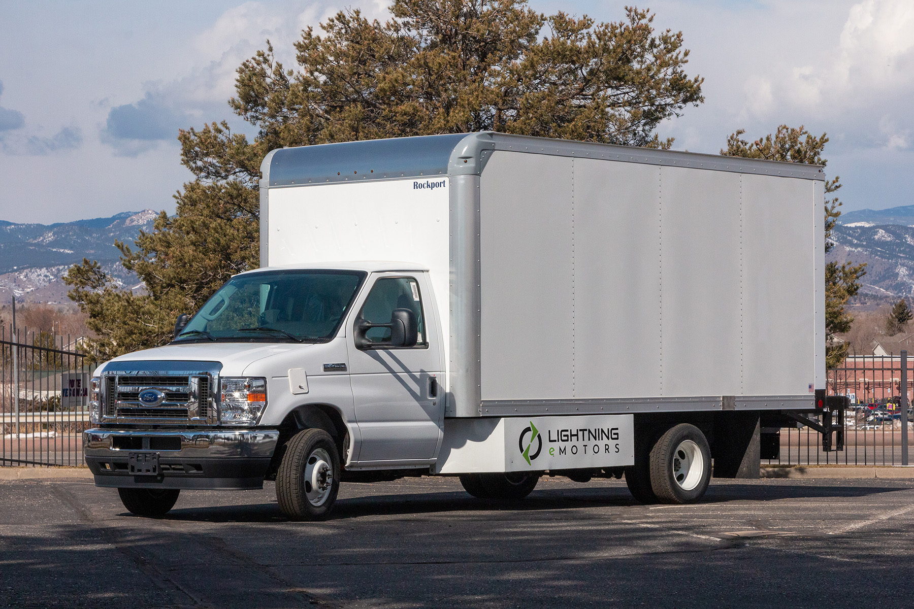 Fluid Truck Orders 40 Additional Zero Emission Trucks from Lightning eMotors