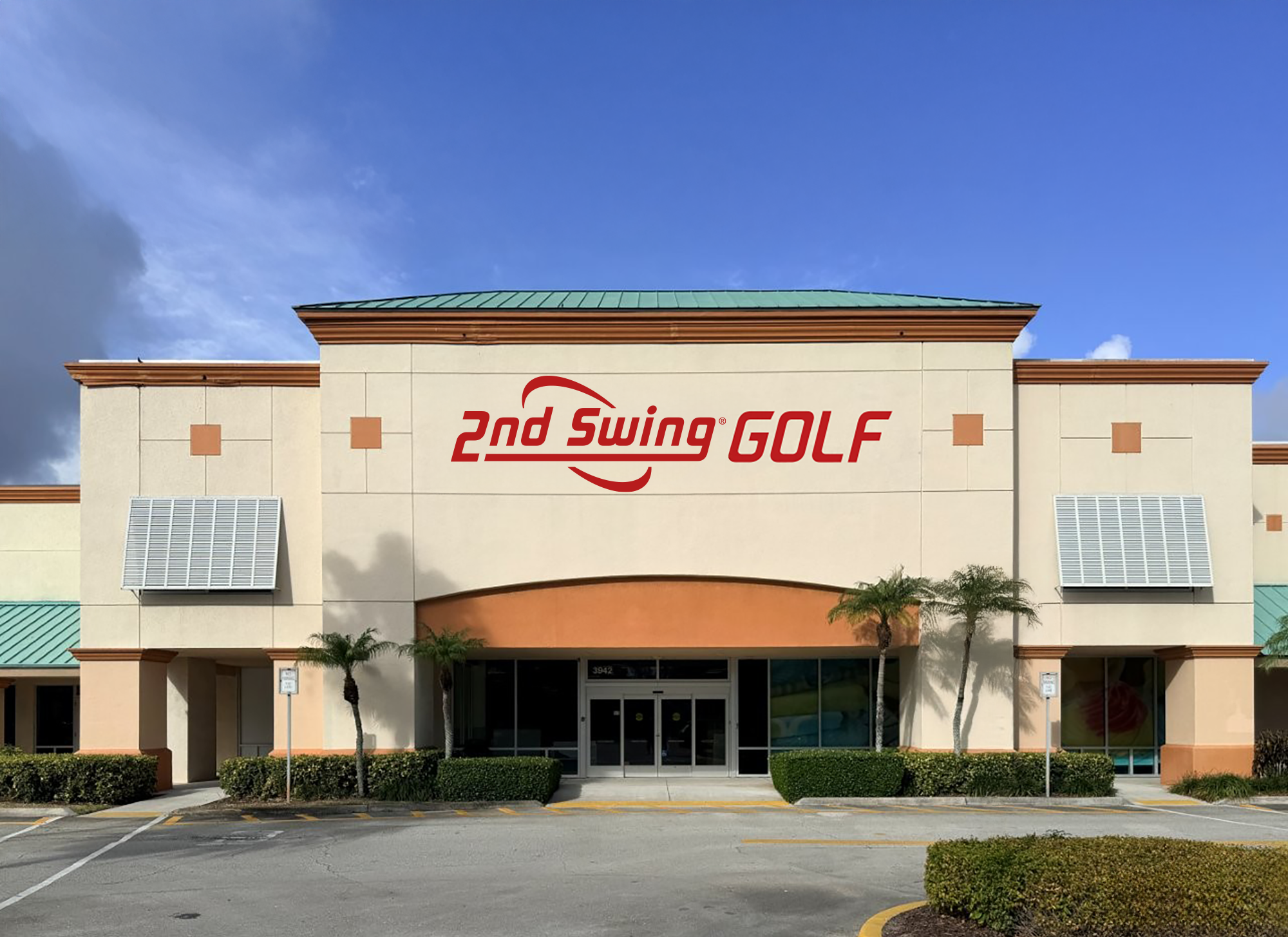 2nd Swing Golf Store Exterior
