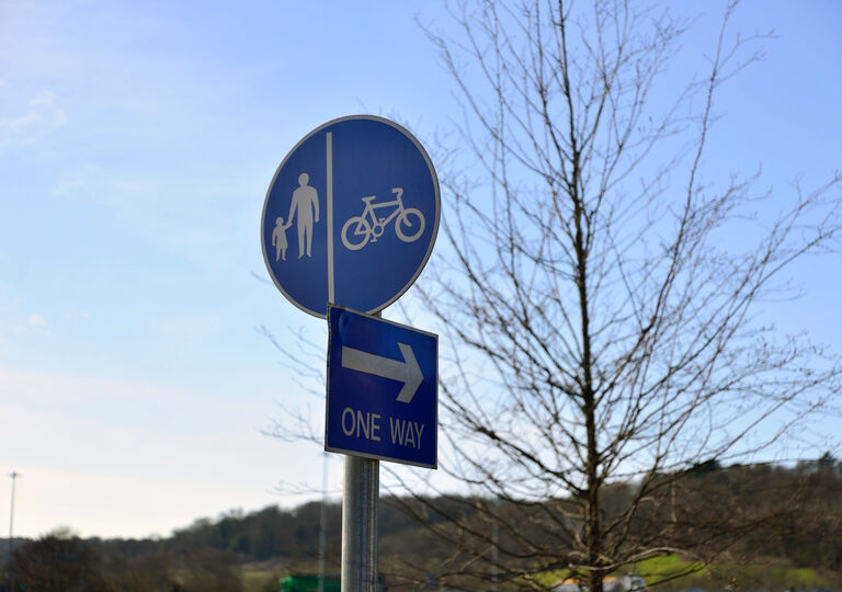 Segregated cycle and walking path, one way sign